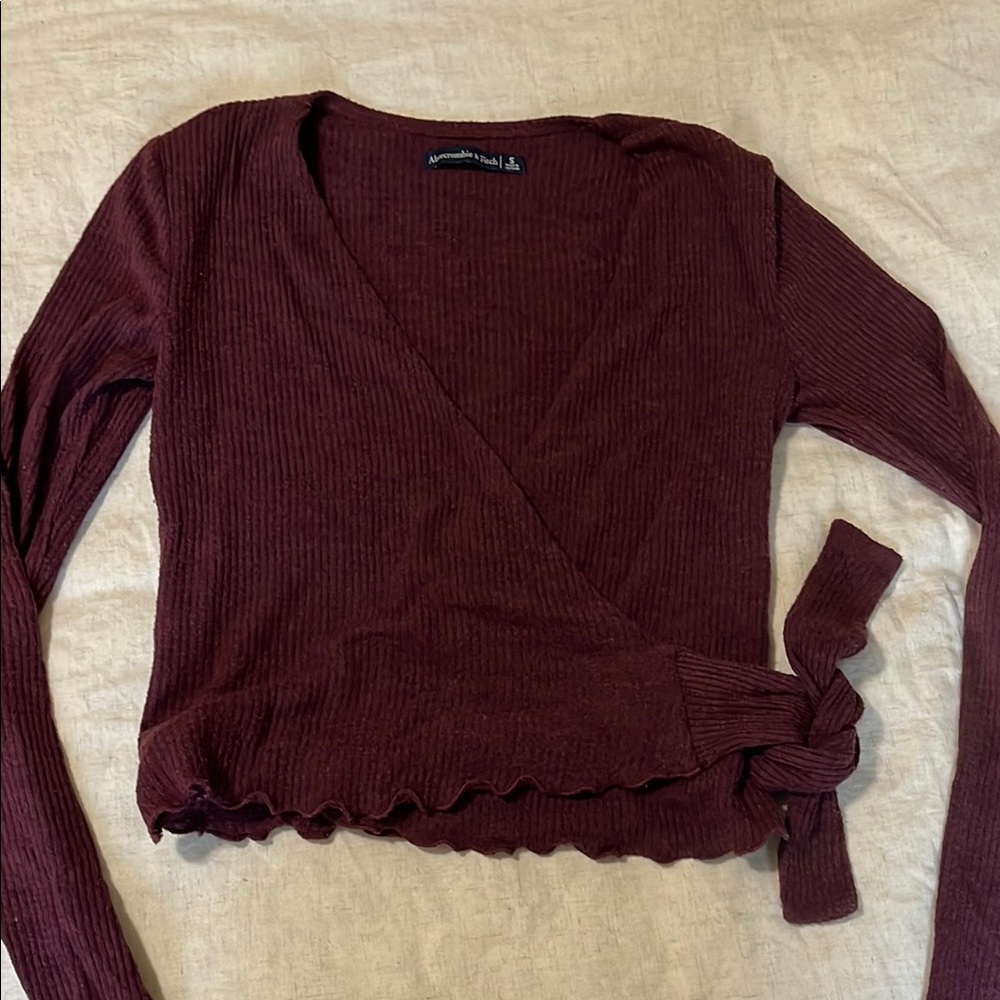 Abercrombie & Fitch Knit Red Wrap Blouse with Tie Front